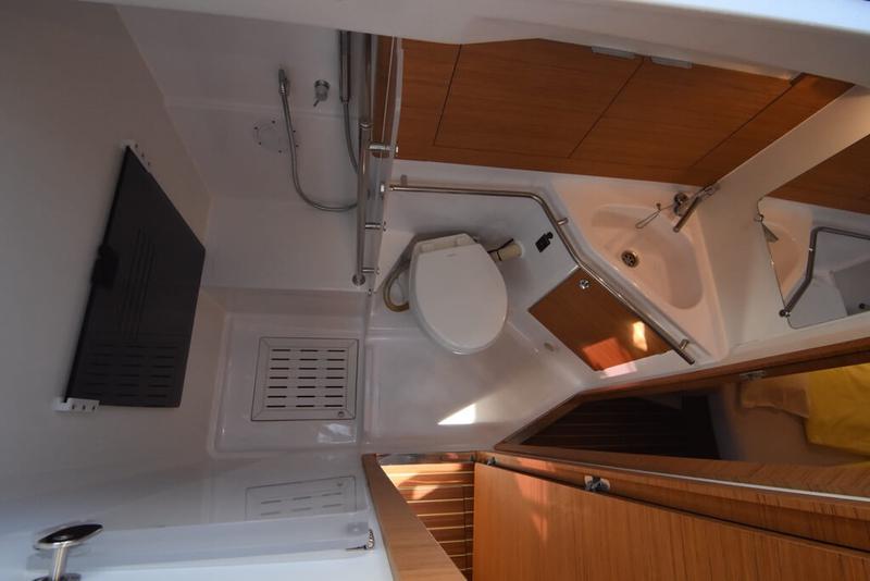 Book yachts online - sailboat - Elan 45 Impression - TWILIGHT  - rent