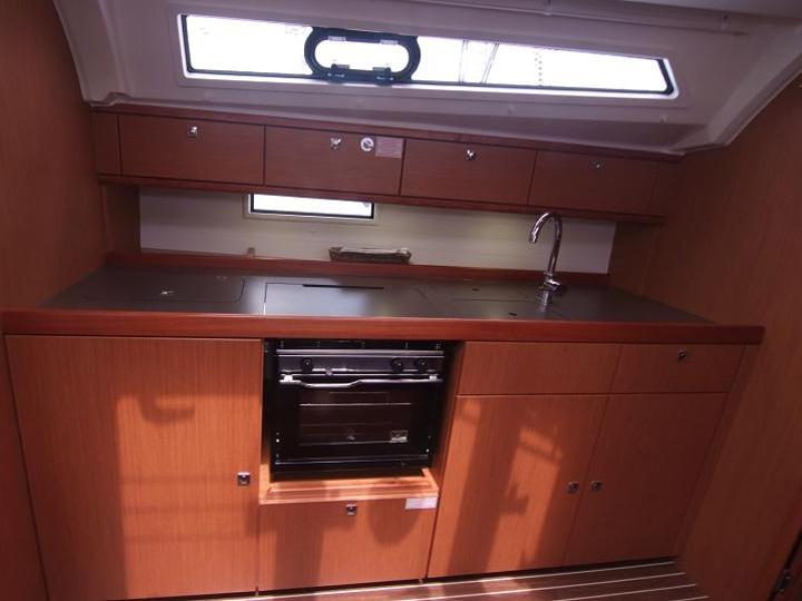 Book yachts online - sailboat - Bavaria Cruiser 41 - LEVANT - rent