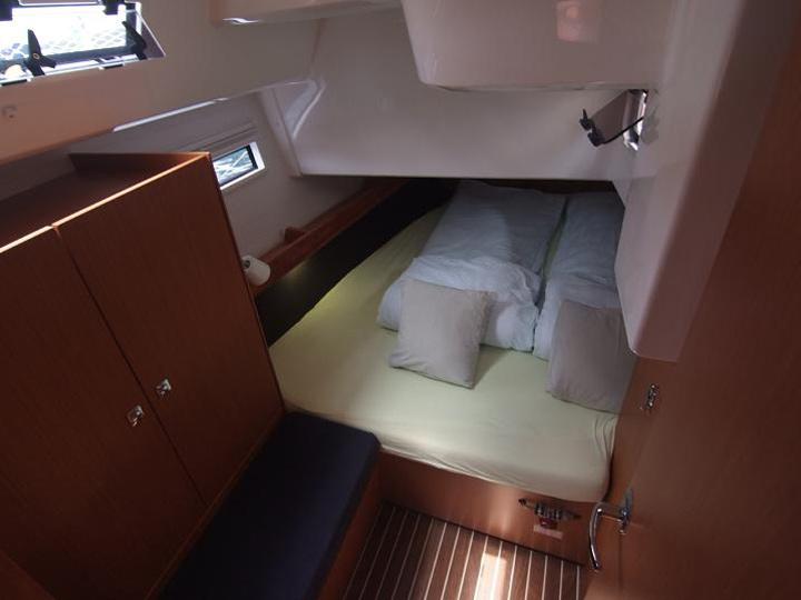 Book yachts online - sailboat - Bavaria Cruiser 41 - LEVANT - rent