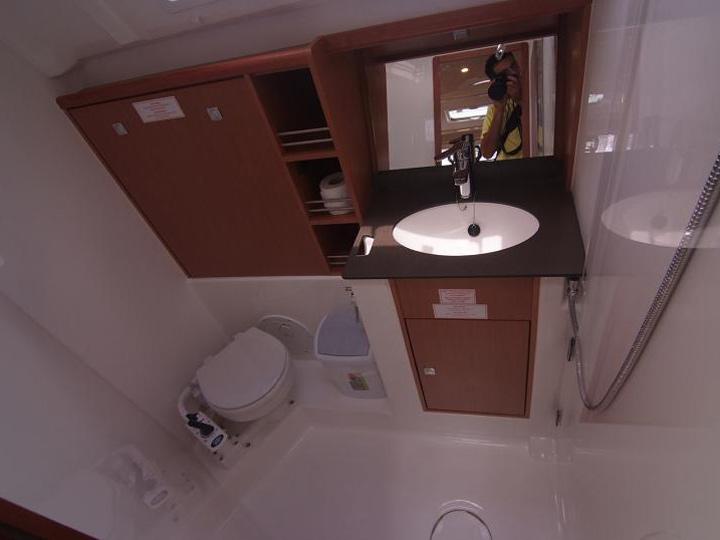 Book yachts online - sailboat - Bavaria Cruiser 41 - LEVANT - rent