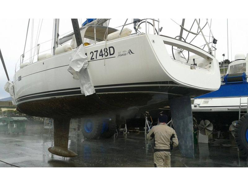 Book yachts online - sailboat - Hanse 400 - Pepita - rent