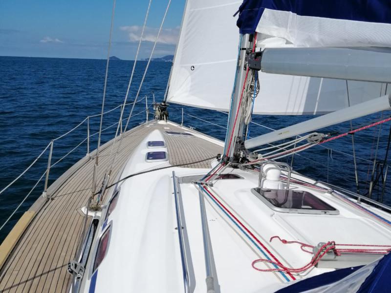 Book yachts online - sailboat - Bavaria 46 Cruiser - Karma - rent