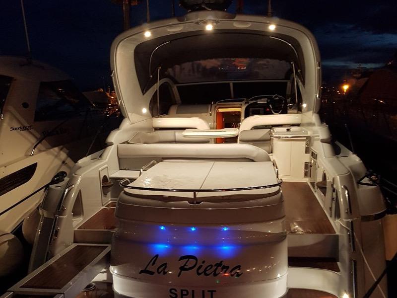 Book yachts online - motorboat - Fairline Targa 48 - La Pietra - rent
