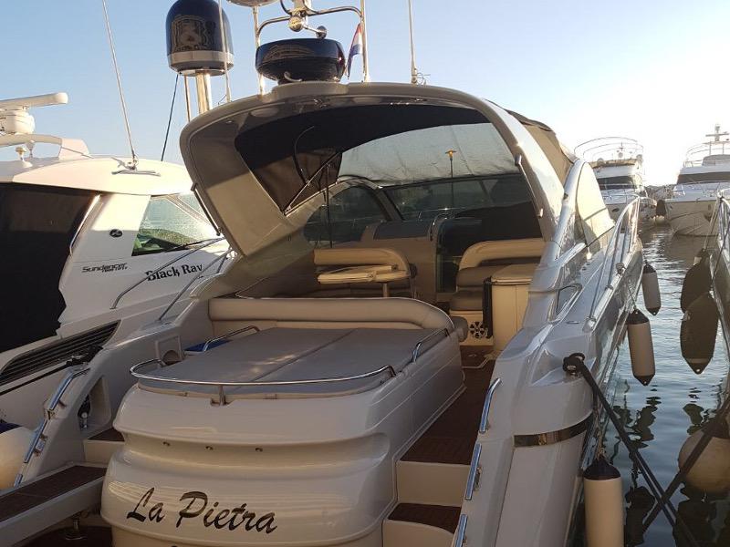 Book yachts online - motorboat - Fairline Targa 48 - La Pietra - rent