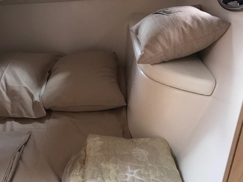 Book yachts online - motorboat - Mirakul 30 HT - Blowfish - rent