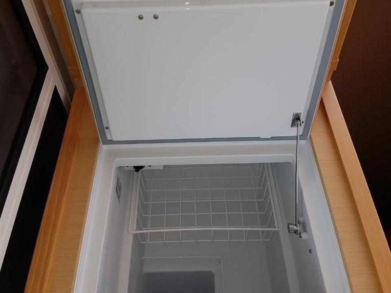 Book yachts online - catamaran - Lagoon 400Lagoon 400 - Meropi - rent