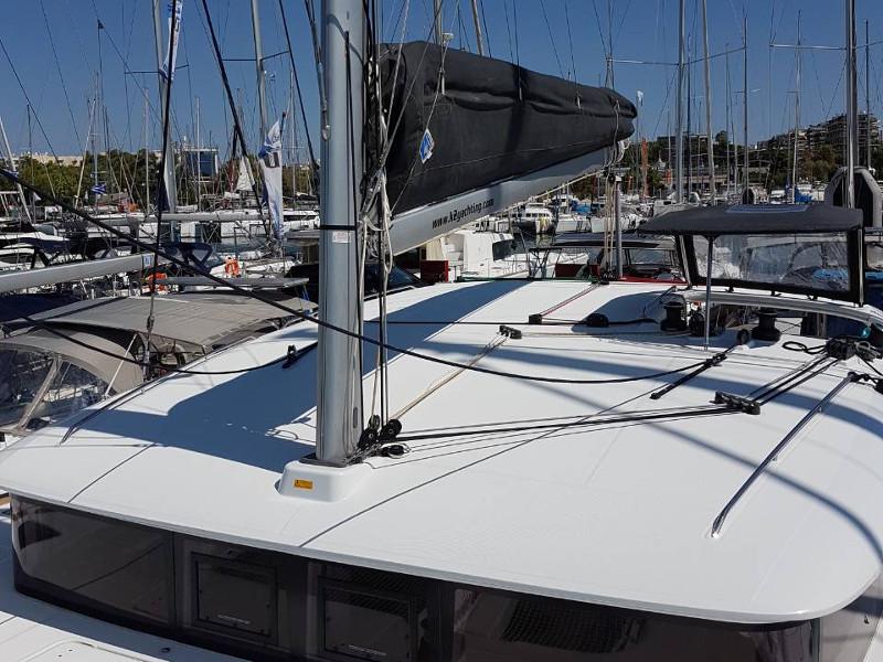 Book yachts online - catamaran - Lagoon 400Lagoon 400 - Meropi - rent