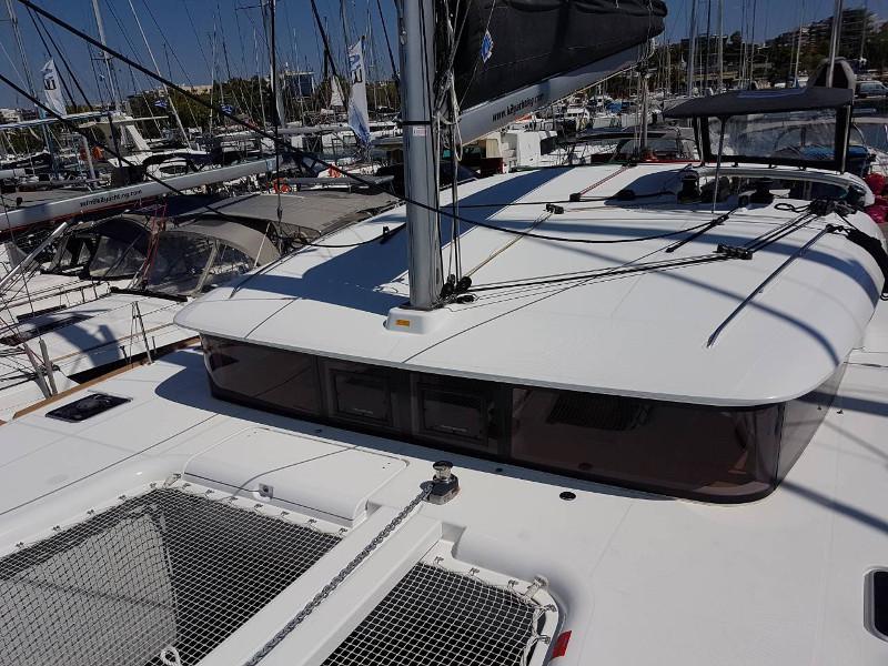 Book yachts online - catamaran - Lagoon 400Lagoon 400 - Meropi - rent