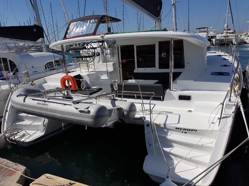 Book yachts online - catamaran - Lagoon 400Lagoon 400 - Meropi - rent