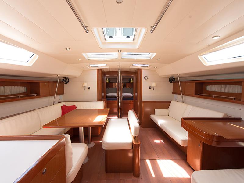 Book yachts online - sailboat - Oceanis 54 - Chill Out - rent