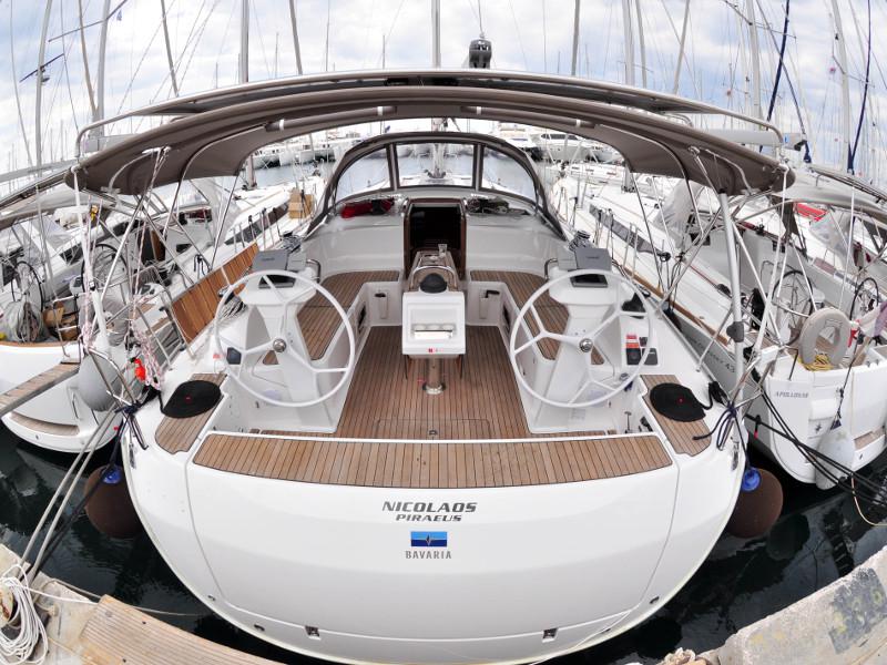 Book yachts online - sailboat - Bavaria  42 Cruiser - Melia - rent