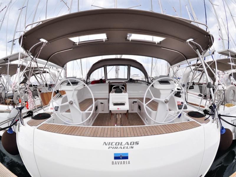 Book yachts online - sailboat - Bavaria  42 Cruiser - Melia - rent