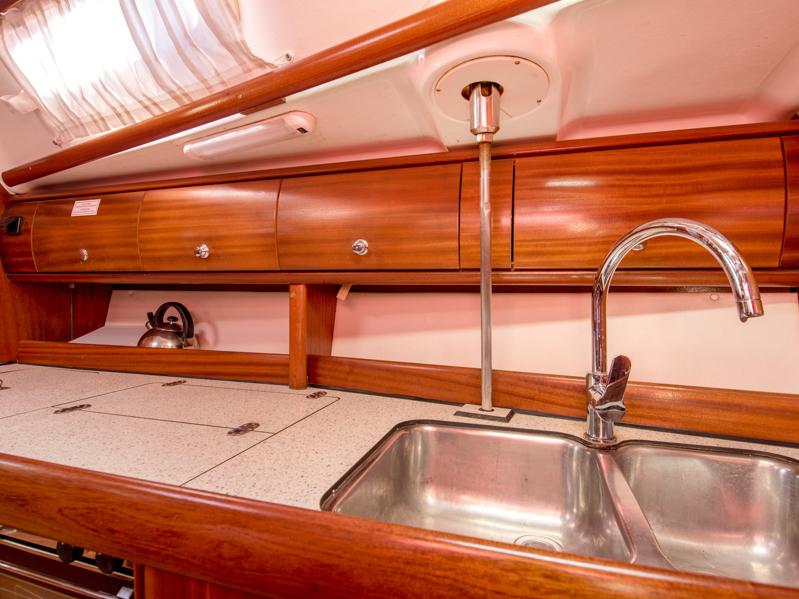 Book yachts online - sailboat - Bavaria 38 - Arcturos - rent