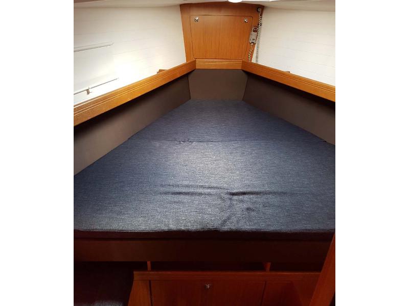 Book yachts online - sailboat - Bavaria Cruiser 41 - Melia - rent