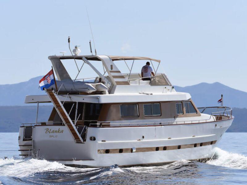 Book yachts online - motorboat - M/Y Blanka - M/Y Blanka - rent