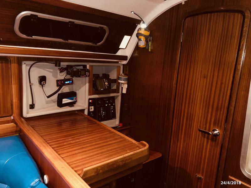 Book yachts online - sailboat - Bavaria 38 - Oniro - rent