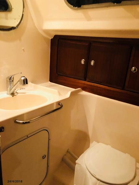 Book yachts online - sailboat - Bavaria 38 - Oniro - rent