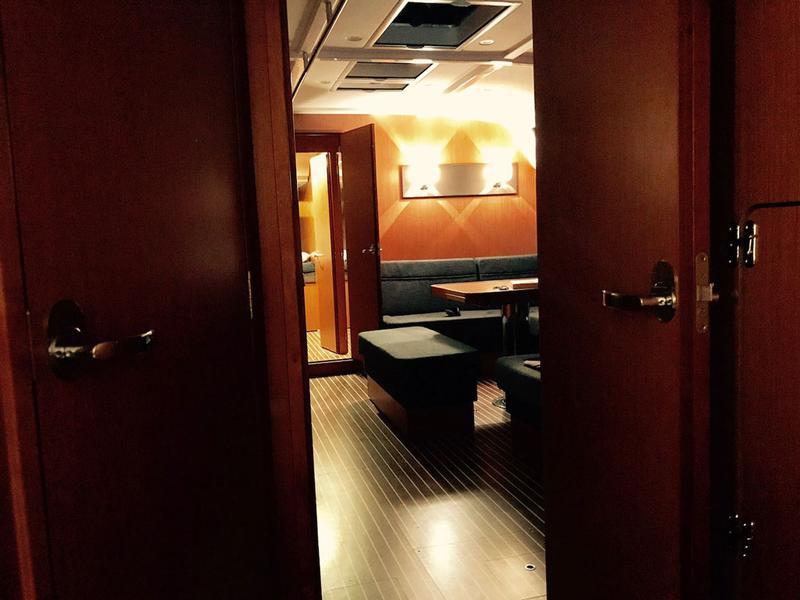 Book yachts online - sailboat - Bavaria Cruiser  51 - Skyfall - rent