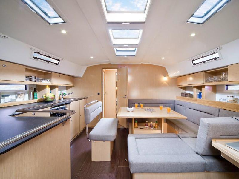 Book yachts online - sailboat - Bavaria Cruiser 45 - Chiara F. - rent