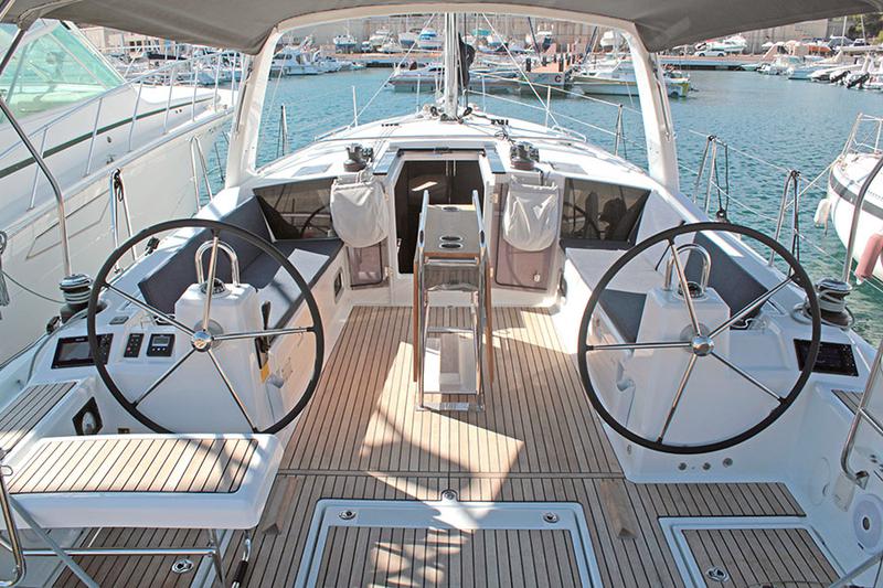 Book yachts online - sailboat - Oceanis 41.1 (2 Heads) - UNDER PRESSURE - rent
