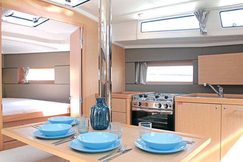 Book yachts online - sailboat - Oceanis 38.1 - BOHEMIAN RHAPSODY - rent