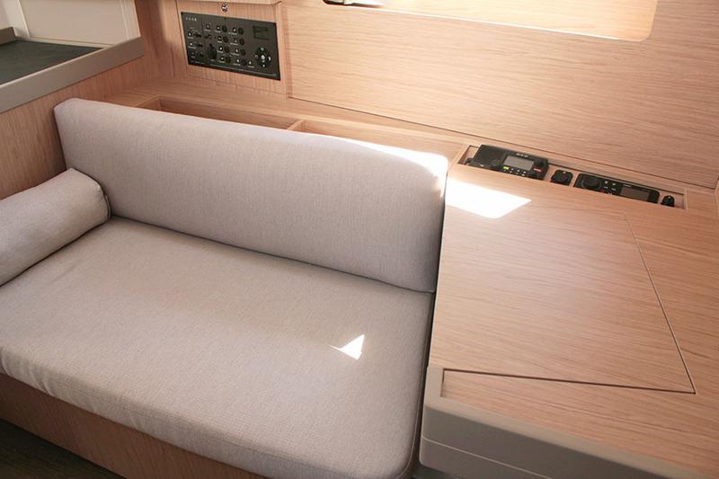 Book yachts online - sailboat - Oceanis 41.1 (2 Heads) - IBIZA - rent