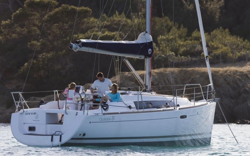 Book yachts online - sailboat - Oceanis 31 - Calypso - rent