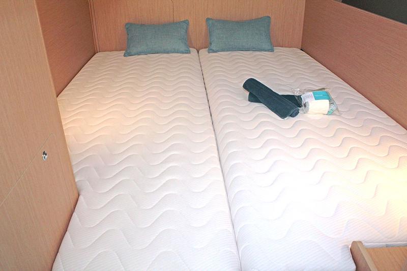 Book yachts online - sailboat - Oceanis 38.1 - OCEAN - rent