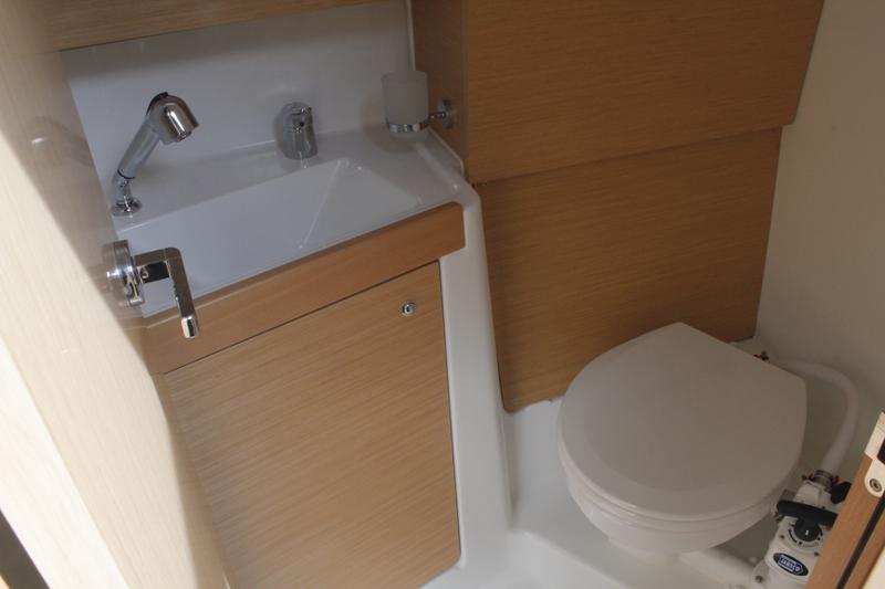 Book yachts online - sailboat - Oceanis 35.1 - LLAMPUGA - rent