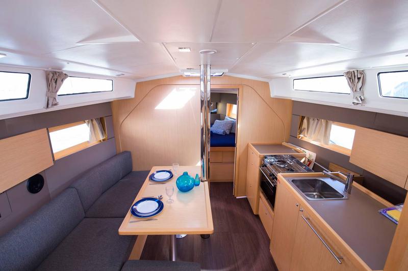 Book yachts online - sailboat - Oceanis 38.1 - NEW BOAT 2022 - rent