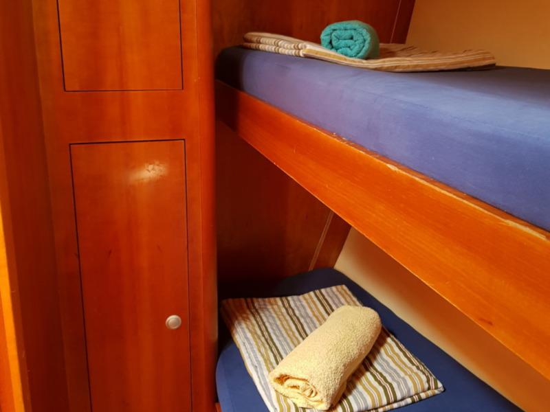 Book yachts online - sailboat - Salona 45 - Eol - rent