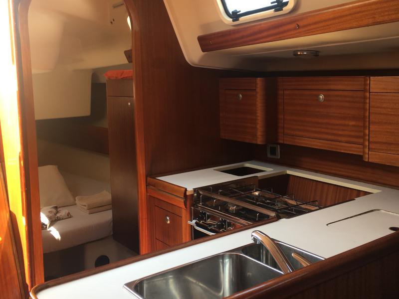 Book yachts online - sailboat - Salona 42 - Ramande - rent