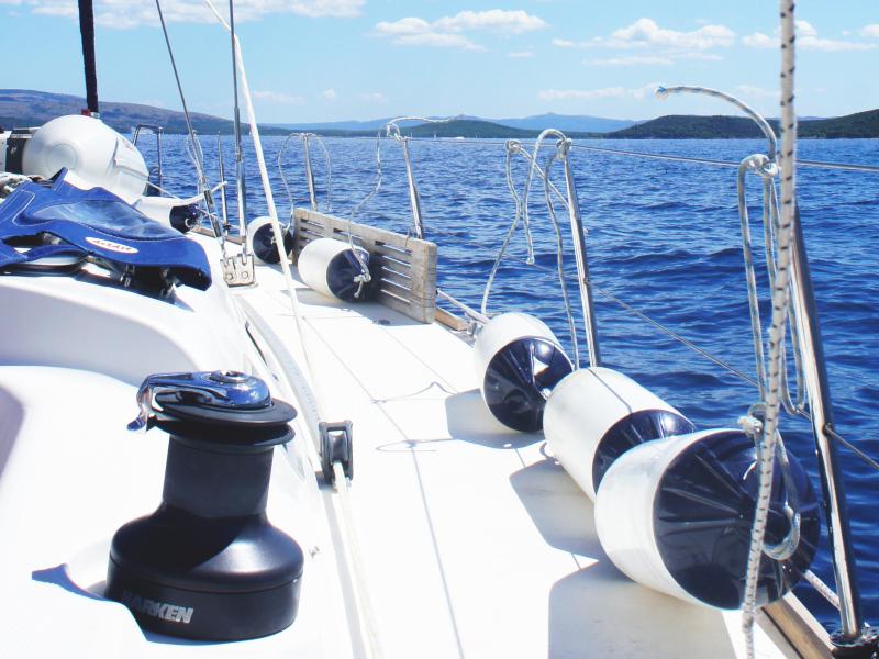 Book yachts online - sailboat - Salona 45 - Goga - rent