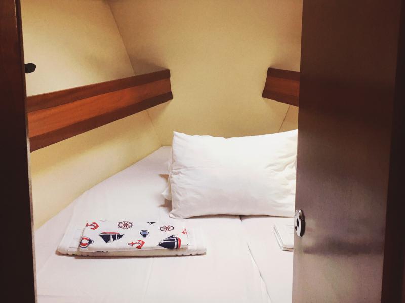 Book yachts online - sailboat - Salona 45 - Goga - rent