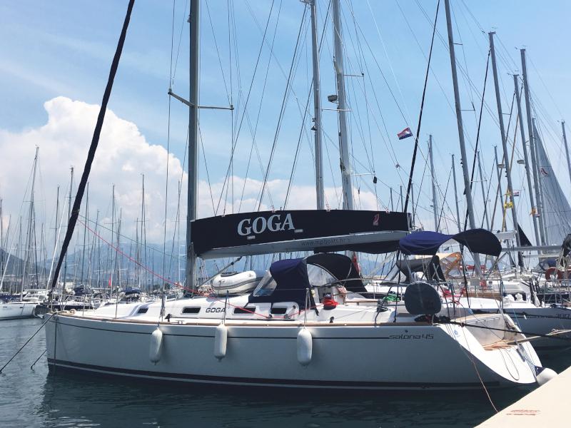 Book yachts online - sailboat - Salona 45 - Goga - rent
