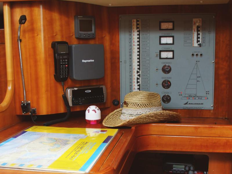 Book yachts online - sailboat - Salona 45 - Goga - rent