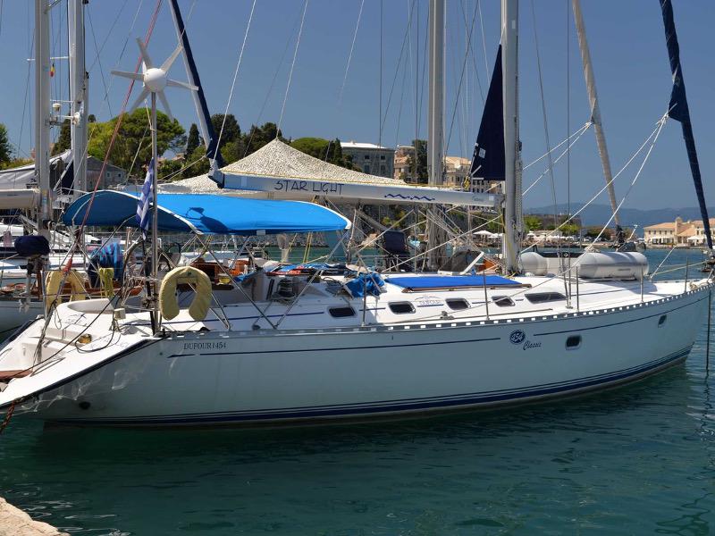 Book yachts online - sailboat - Dufour 454 Classic - Star Light - rent