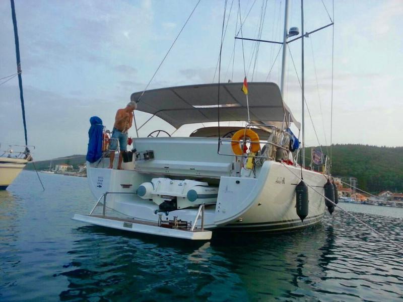 Book yachts online - sailboat - Hanse 575 - Via Con Me - rent