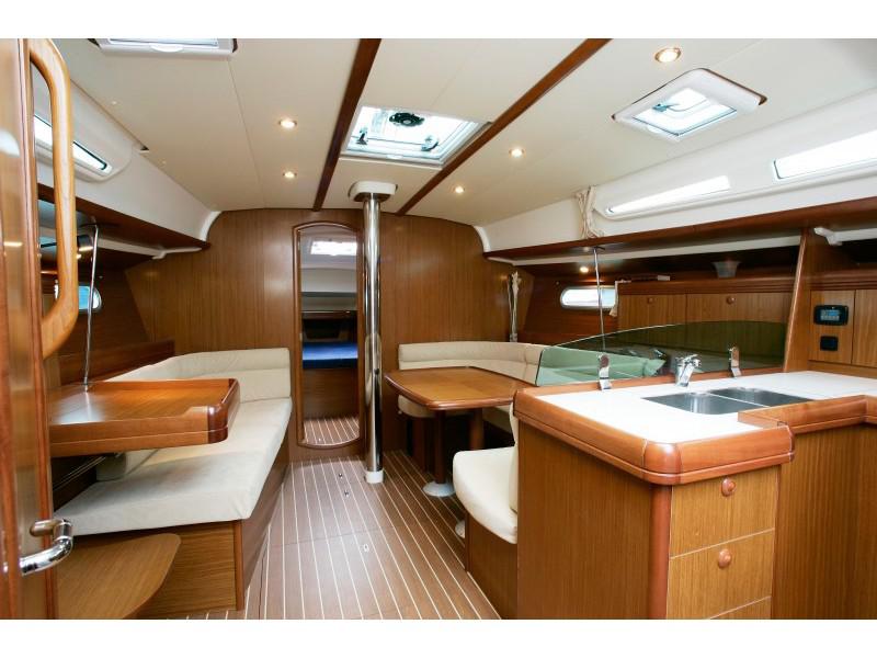 Book yachts online - sailboat - Sun Odyssey 42i - SO42i-08 - rent