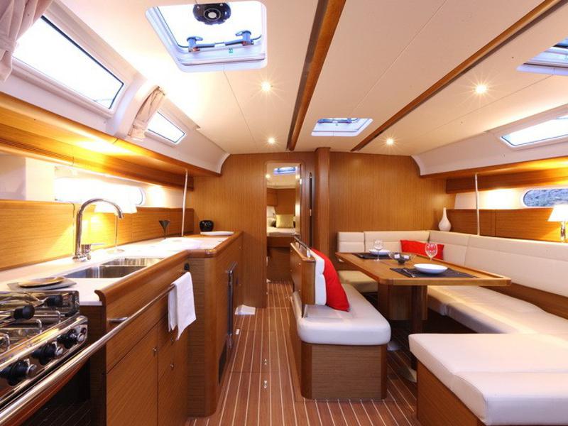 Book yachts online - sailboat - Sun Odyssey 44 i - SO44i-09-L - rent