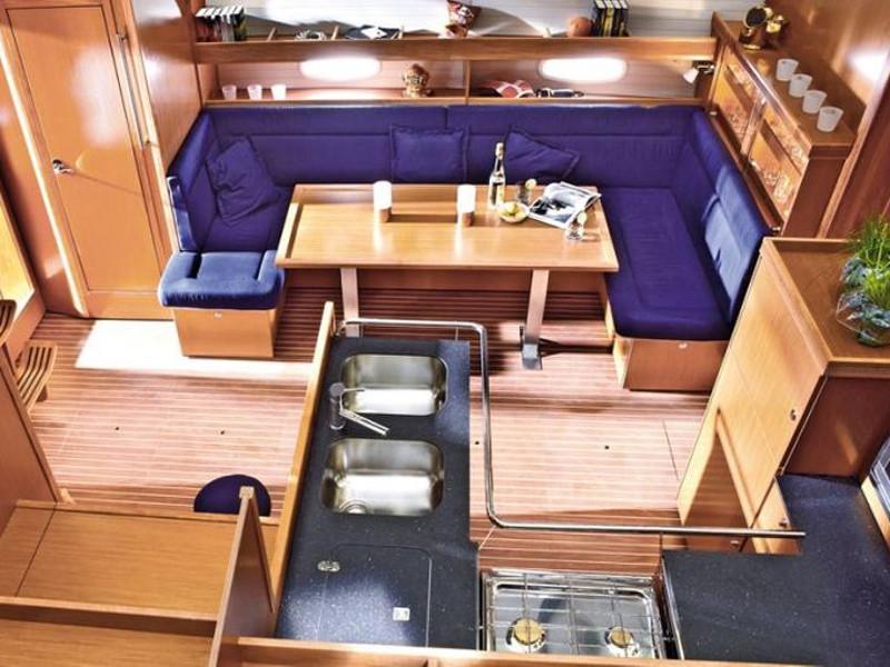 Book yachts online - sailboat - Bavaria 51 Cruiser - B51-09 - rent