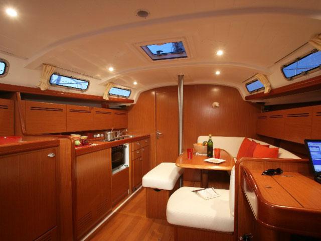 Book yachts online - sailboat - Cyclades 43.4 - C43-08-A - rent