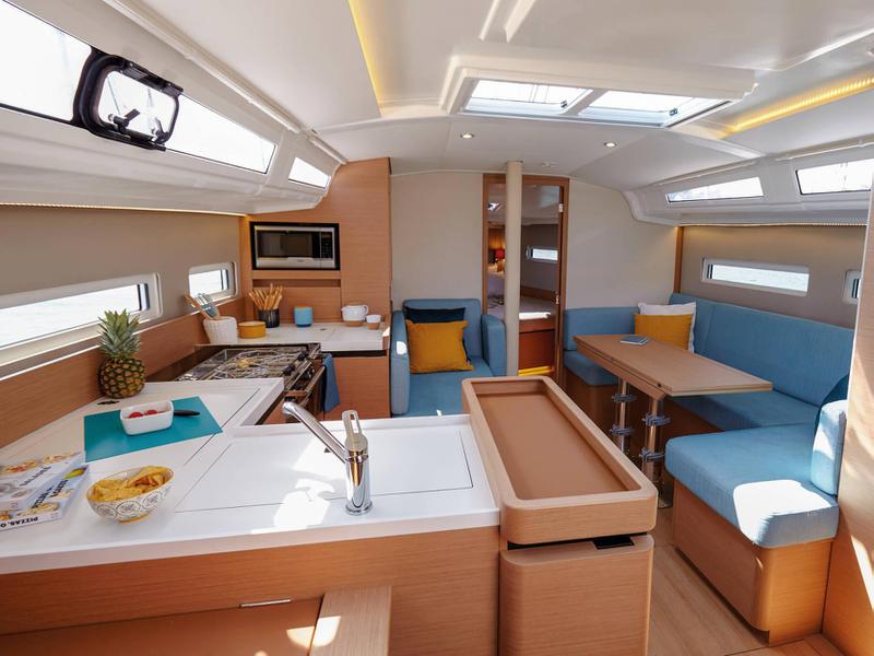 Book yachts online - sailboat - Sun Odyssey 410 - SO410-20-L - rent