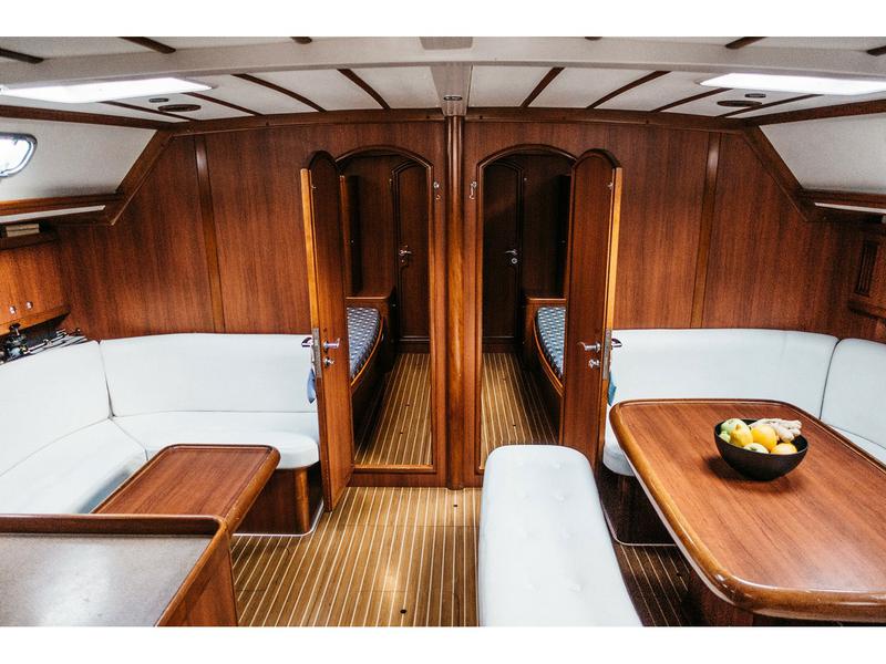 Book yachts online - sailboat - Ocean Star 56.1 - Wind Dueller - rent