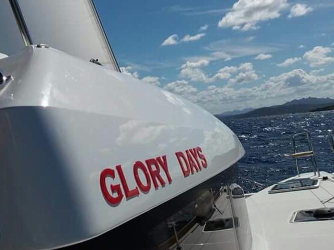 Book yachts online - catamaran - Lagoon 39 - Glory Days - rent
