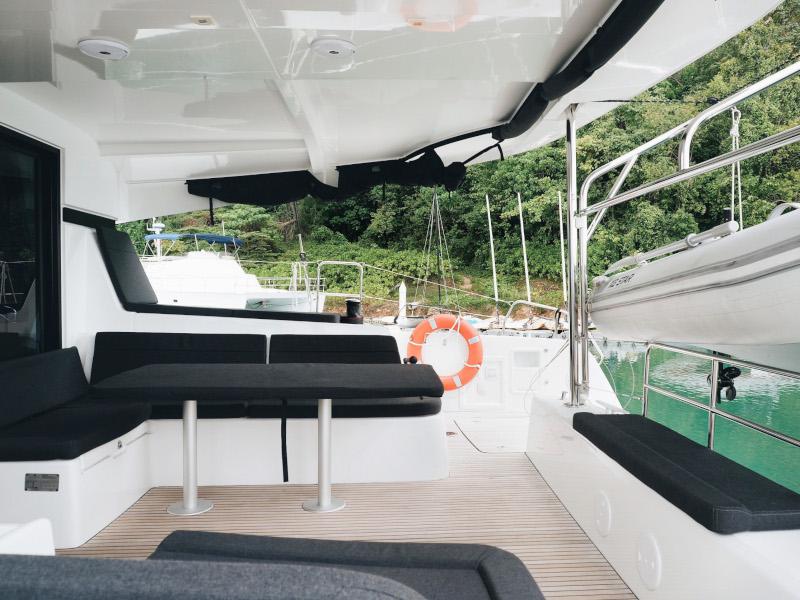 Book yachts online - catamaran - Lagoon 42 -Owner's Version - P&amp;B - rent