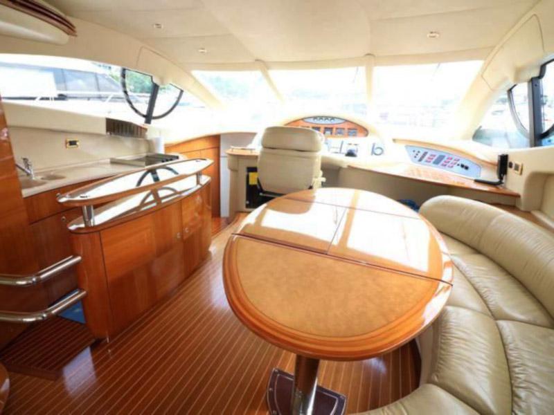 Book yachts online - motorboat - Azimut 55 Evolution - After 8 - rent