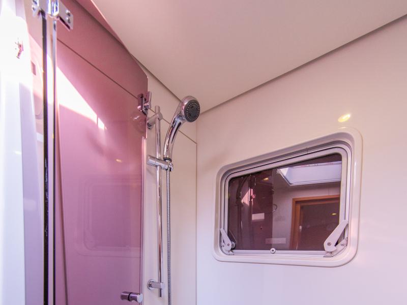 Book yachts online - catamaran - Lagoon 620 - Jyohana - rent