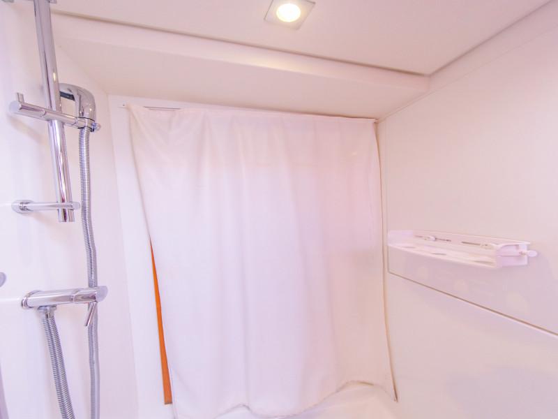 Book yachts online - catamaran - Lagoon 620 - Jyohana - rent