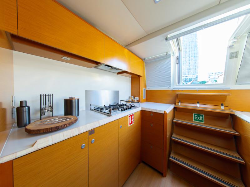 Book yachts online - catamaran - Lagoon 620 - Jyohana - rent